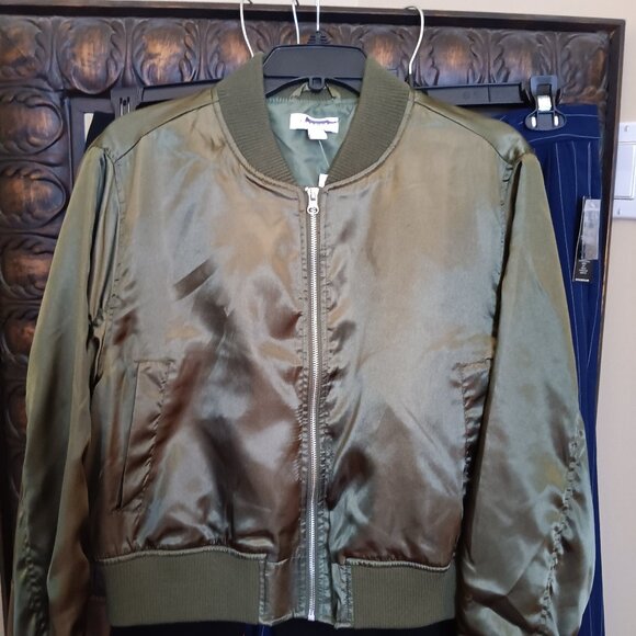 Women's Deep Green Satin Bomber Jacket - Picture 3 of 5